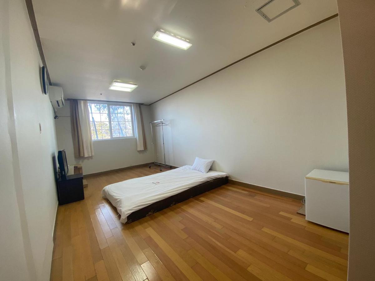 Arbon Youth Hostel & Resort Jeju by Eksteriør bilde
